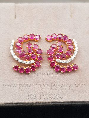 ต่างหูทับทิมประดับเพชร