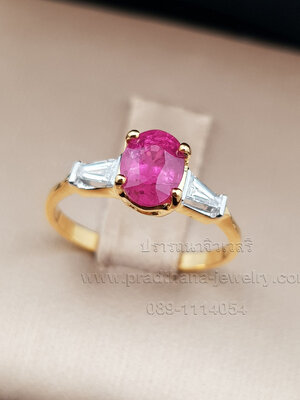 แหวนทับทิมบ่าเพชร