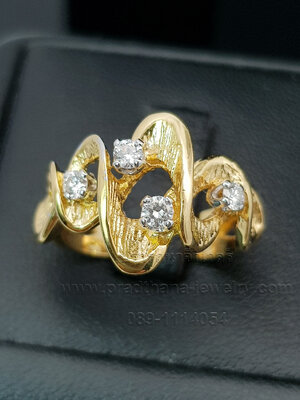 แหวนทองเกลียวพลิ้วประดับเพชร