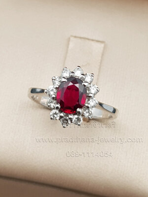 แหวนทับทิมล้อมเพชร