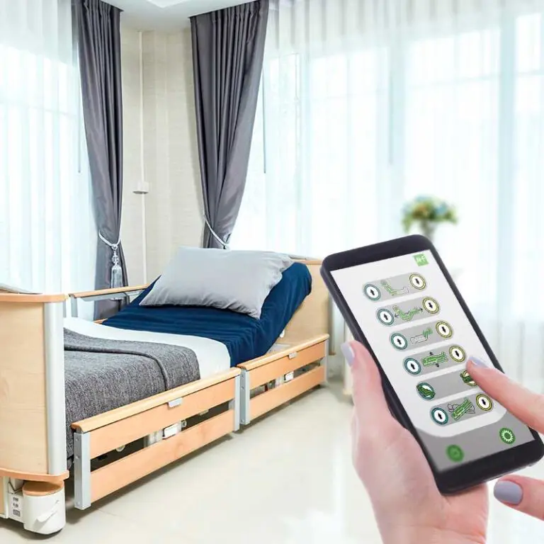 ชุดเตียงผู้ป่วยปรับไฟฟ้า FLOORE มีไฟใต้เตียง และแบตเตอรี่สำรองไฟ ราวกั้นเตียงแบบ ModuFlex แบ่งเป็นสองตอนแบบเต็มเตียง (ปรับเตียงต่ำสุด 23 cm.) + พร้อมที่นอนเพื่อสุขภาพ MEMORY FOAM + ชุดผ้าปูที่นอน + ผ้ายางรองกันเปื้อน